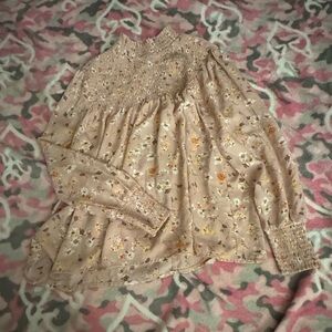 Floral ditsy blouse